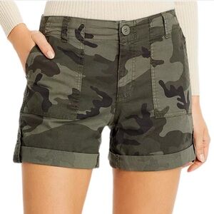 New Sanctuary Camo Utility Shorts Cargo Pockets Cuffed Hem Women Small